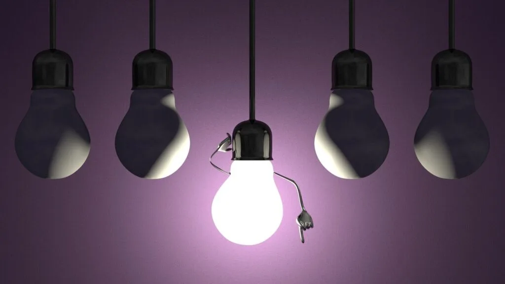 11-2 - WordPress Membership Plugin - Membership Sites Light bulbs in sockets, moment of insight on violet